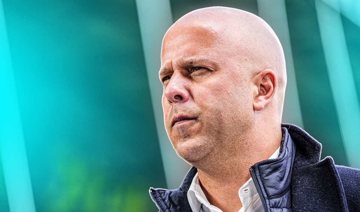 De Engelse media voorspellen een zware wedstrijd deze week voor Liverpool, dat zich moet voorbereiden op een moeilijke trip naar Arsenal. De ploeg van Arne Slot staat liefst veertien punten achter op koploper Arsenal, dat de toekomst van Slot in h...