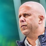 De Engelse media voorspellen een zware wedstrijd deze week voor Liverpool, dat zich moet voorbereiden op een moeilijke trip naar Arsenal. De ploeg van Arne Slot staat liefst veertien punten achter op koploper Arsenal, dat de toekomst van Slot in h...