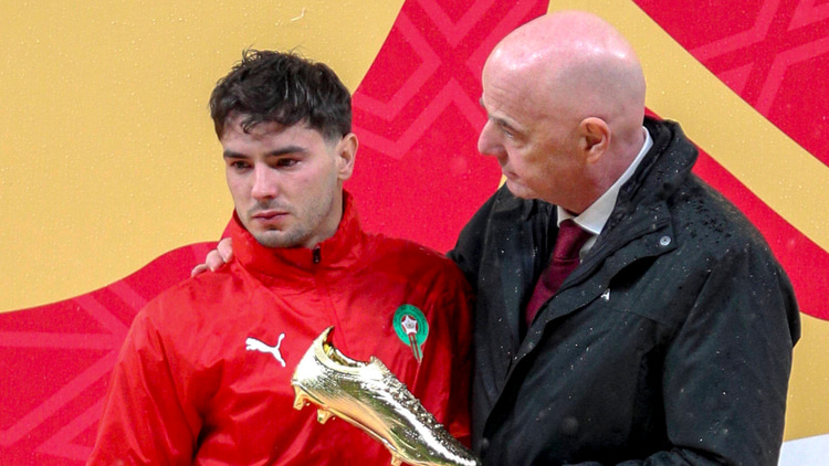 Brahim Diaz and FIFA president Gianni Infantino after the AFCON final