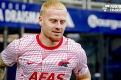 AZ Alkmaar forward Mexx Meerdink of Leeuwarden during the Vriendenloterij Eredivisie match between SC Cambuur and AZ at Kooi Stadion on October 18, 2026, in Leeuwarden, the Netherlands. ED VAN DE POL EYE4IMAGES DeFodi Images