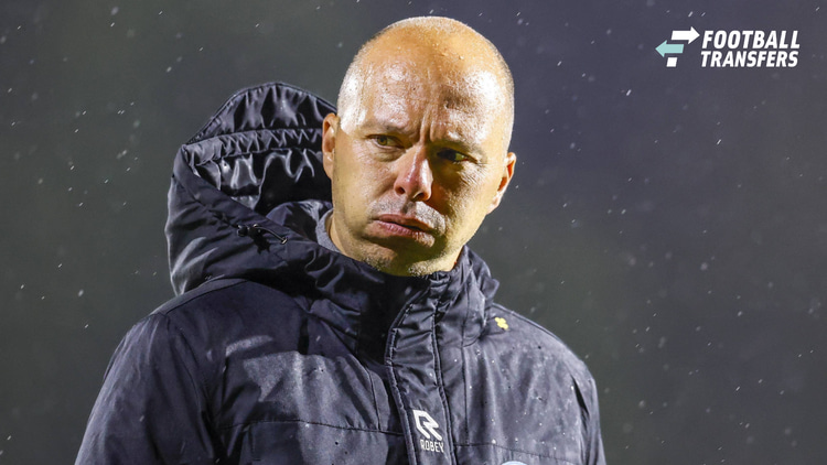 Thomas Duivenvoorden heeft het voorlopig lastig als trainer van De Graafschap.