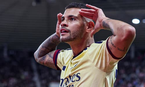 Bruno Guimaraes - Arsenal, 26-27