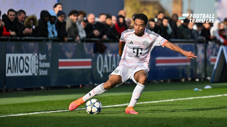 Chivano Wijks is actie als jeugdspeler namens Bayern München