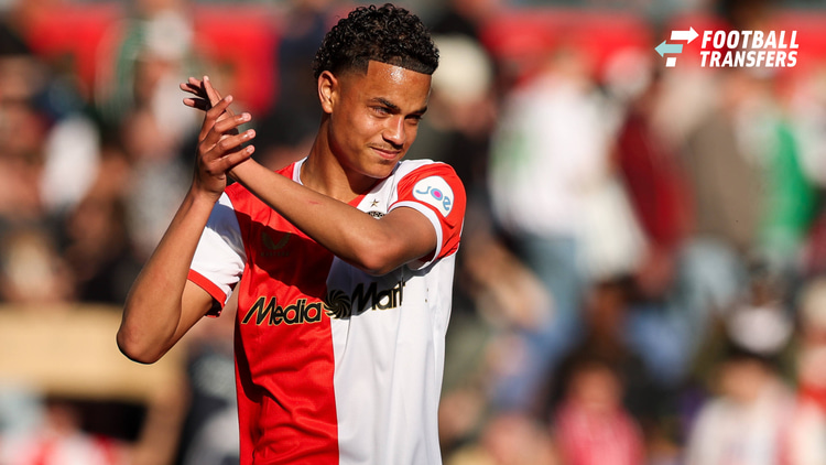 Ilai Grootfaam na zijn debuut voor het eerste elftal van Feyenoord.