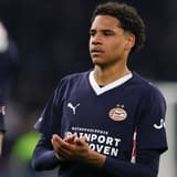 Bij PSV ging het middenveld afgelopen zomer flink op de schop. Twee sterkhouders vertrokken in de personen van Joey Veerman en Ismael Saibari, terwijl voor hun vervanging miljoenen werd uitgegeven. Daarnaast deed trainer Peter Bosz ook een bero...