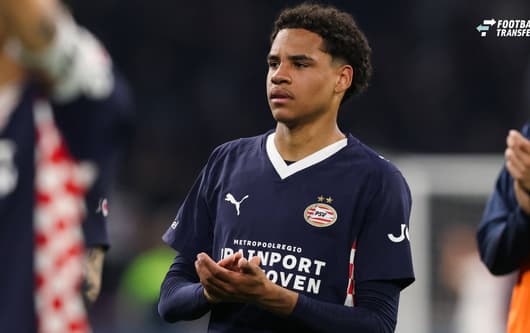 Bij PSV ging het middenveld afgelopen zomer flink op de schop. Twee sterkhouders vertrokken in de personen van Joey Veerman en Ismael Saibari, terwijl voor hun vervanging miljoenen werd uitgegeven. Daarnaast deed trainer Peter Bosz ook een bero...