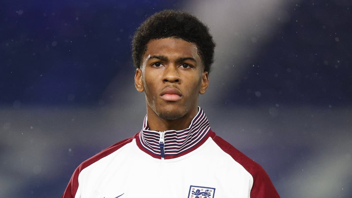 Josh Acheampong, England, Chelsea, 2025/26