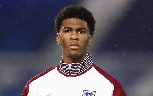 Josh Acheampong, England, Chelsea, 2025/26