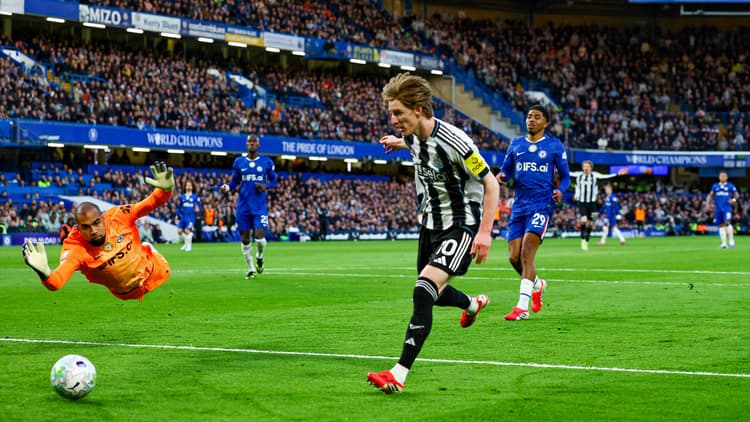 Anthony Gordon, newcastle