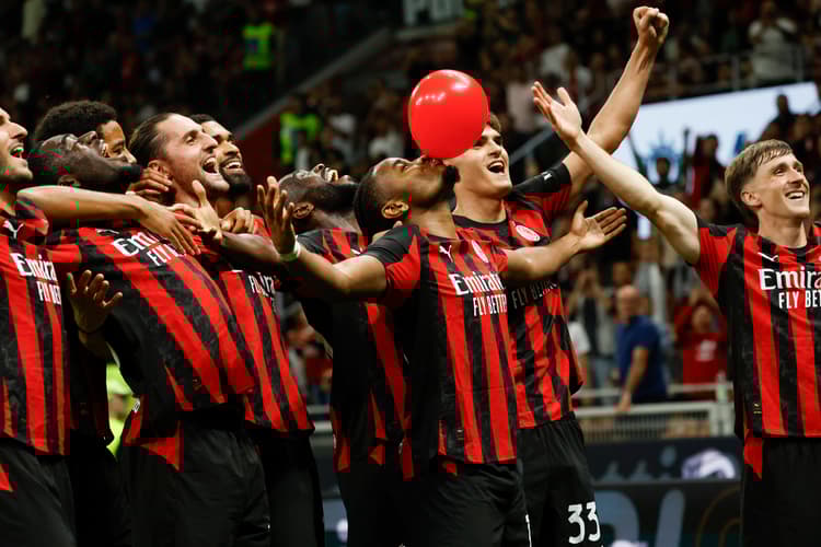 Christopher Nkunku blowing the balloon
