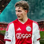 Mika Godts, Manchester United, Ajax