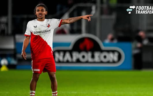 UTRECHT , 02-11-2025 , stadium Galgenwaard , season 2025 2026 , Dutch Eredivisie Football , match between FC Utrecht and NEC Nijmegen , Picture shows FC Utrecht player Alonzo Engwanda Utrecht - NEC  x31824880x Copyright: