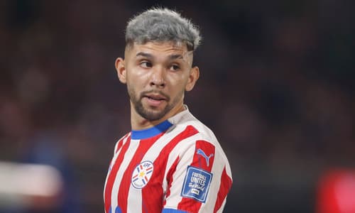 Julio Enciso, Paraguay, Brighton, 2025/26