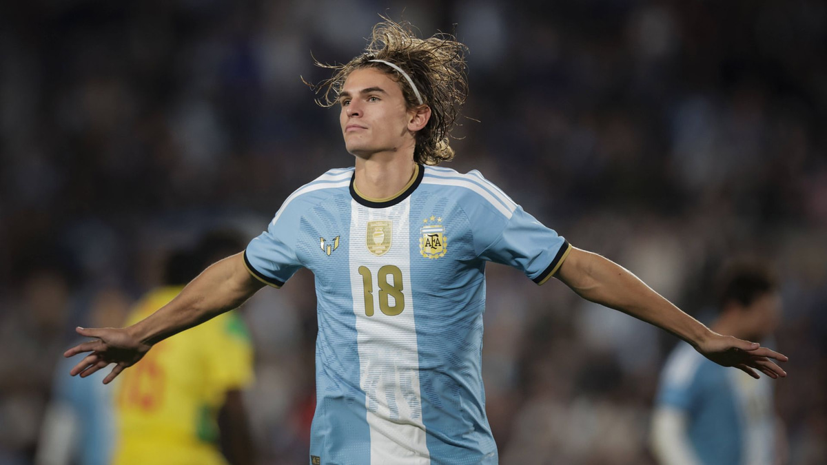 Nico Paz, Argentina, 2026