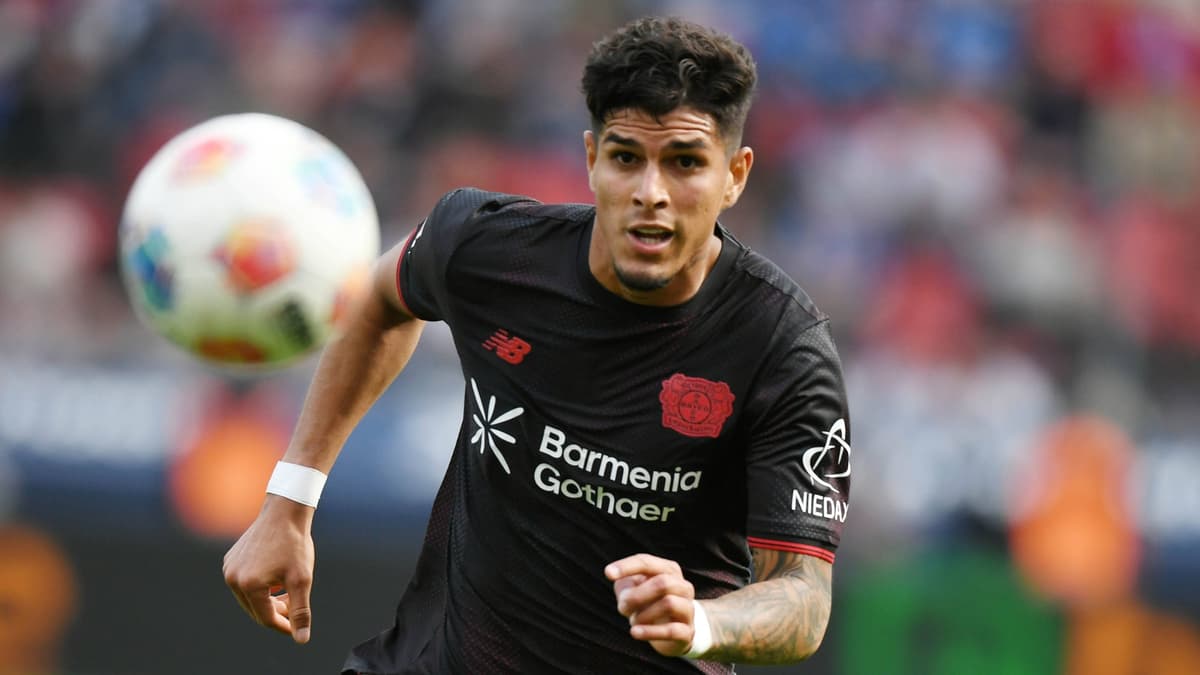 Bayer Leverkusen's Piero Hincapie is wanted by Chelsea, Arsenal and Tottenham