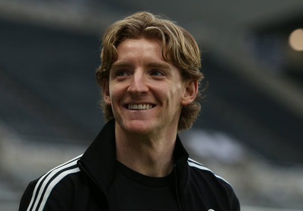 Anthony Gordon, Newcastle, 2025/26