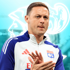 Ajax-doelwit Nemanja Matic tekent vrijdag contract voor één jaar