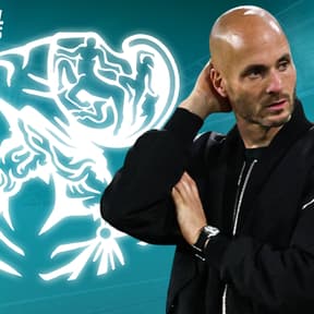 'Ajax polst Paul Simonis na ontslag van John Heitinga'