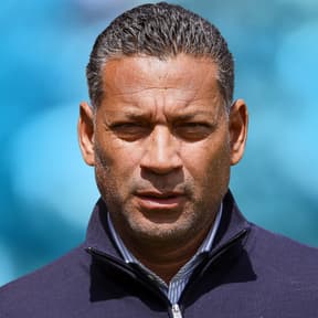 Henk Fraser kan terugkeren in Eredivisie na vertrek uit Suriname