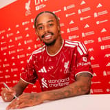 Bradley Barcola, Liverpool