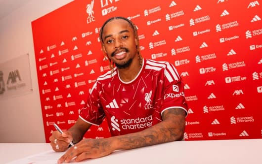 Bradley Barcola, Liverpool