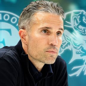 Ajax zorgt met crisis voor aanblijven Robin van Persie bij Feyenoord