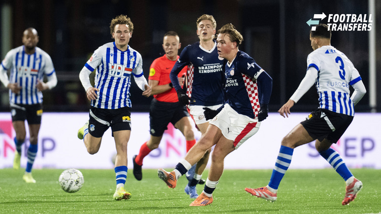 Robin van Duiven in actie namens Jong PSV.