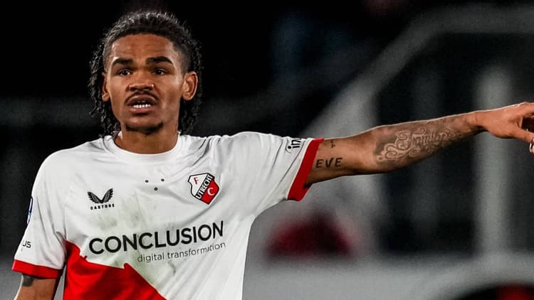 Alonzo Engwanda behoort tot de sterkhouders bij FC Utrecht dit seizoen.