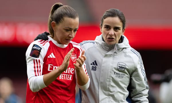 Renee Slegers, Katie McCabe, Arsenal Women