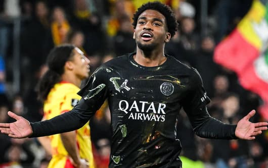 PSG's Ibrahim Mbaye celebrates scoring against Lens in Ligue 1, May 2026