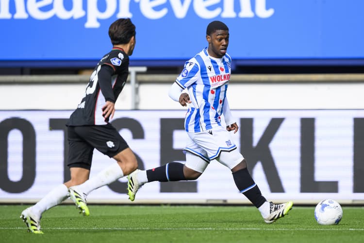 Van Axel-Dongen namens sc Heerenveen