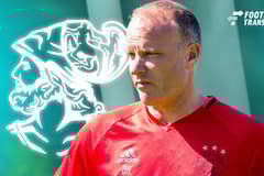 Dennis Bergkamp, Ajax