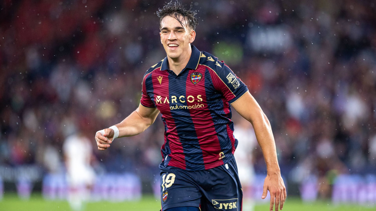 Carlos Espi, Levante