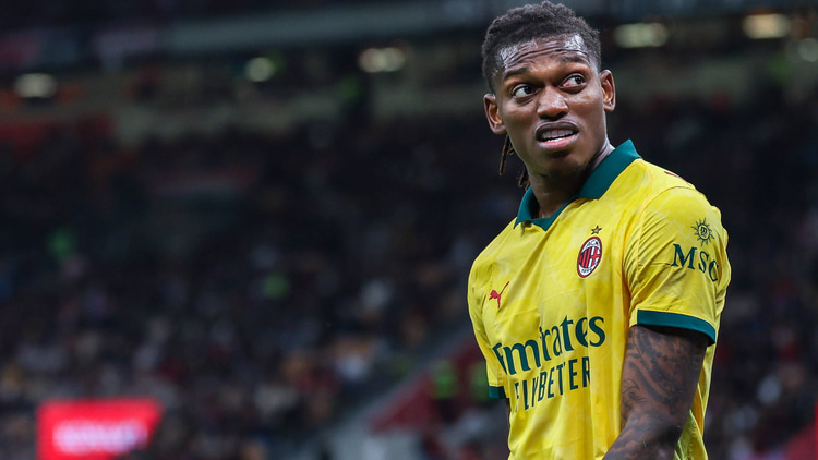 Rafael Leao has had a difficult season