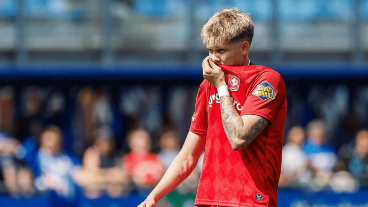 Kristian Hlynsson kwam deze zomer over van Ajax, maar kon tegen PEC Zwolle geen potten breken.