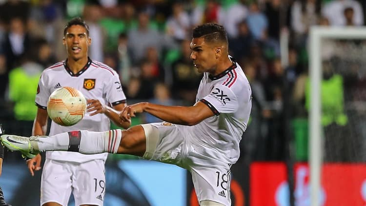 Casemiro in actie voor Manchester United.