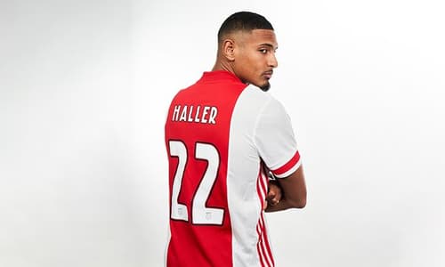 Erik ten Hag laments ‘unbelievably annoying’ Sebastien Haller squad error at Ajax