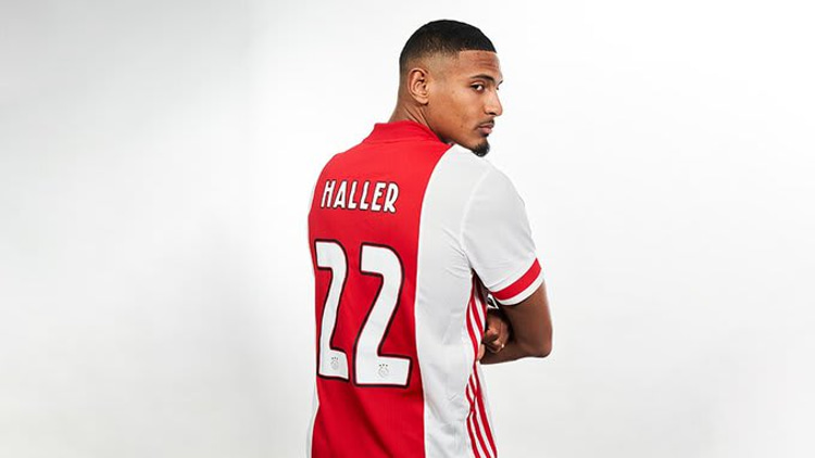Erik ten Hag laments ‘unbelievably annoying’ Sebastien Haller squad error at Ajax