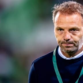Bom op barsten bij Ajax: Sven Mislintat werkt aan ontslag Maurice Steijn