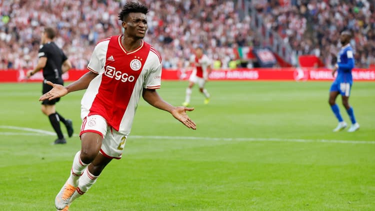 Mohammed Kudus heeft een contract tot medio 2025 bij Ajax.