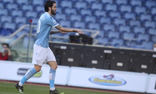 Luis Alberto suggests he could be sold by Lazio