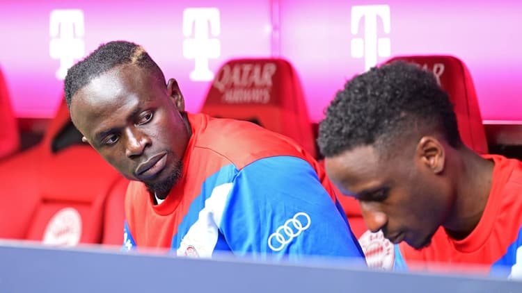 Sadio Mane on the bench at Bayern