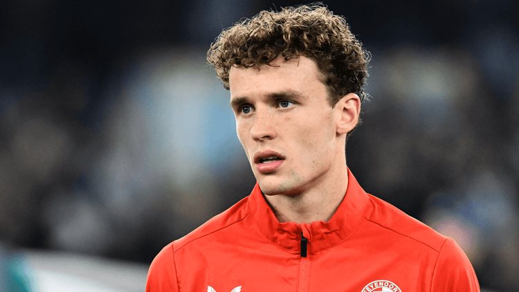 Mats Wieffer groeide vorig seizoen uit tot basisspeler bij Feyenoord.