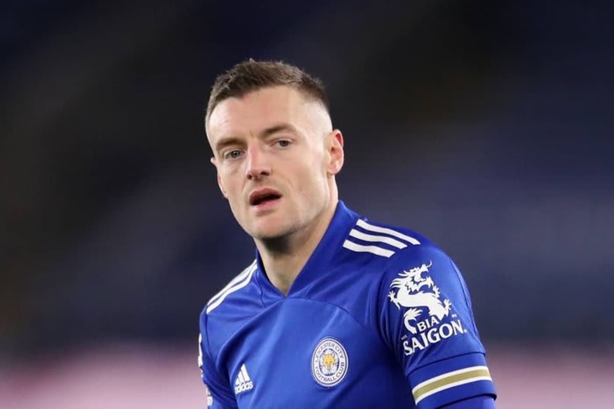 Leicester to target new striker in the summer to ease the burden on Jamie Vardy