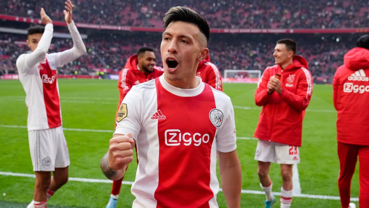 Lisandro Martinez, Ajax, 2021/22