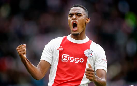 Ryan Gravenberch, Ajax, 2021/22