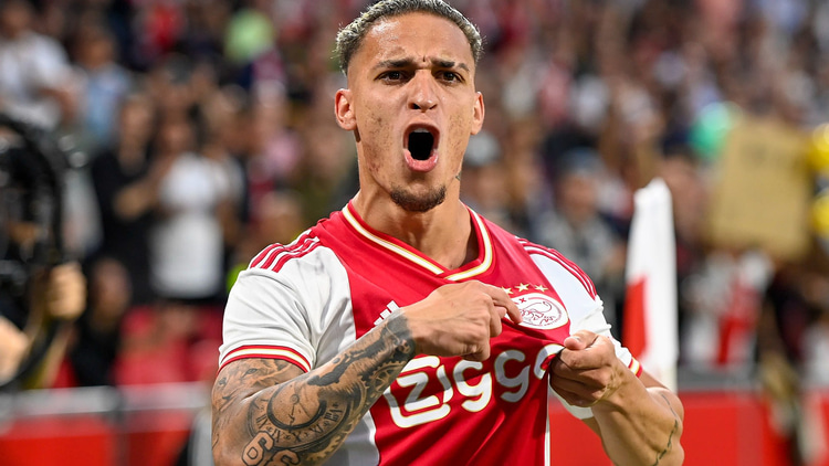 Antony werd met zijn transfer destijds met afstand de duurste uitgaande Ajax-transfer aller tijden.