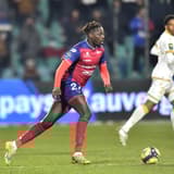 Mohamed Bayo playing for Clermont Foot, 2021/22