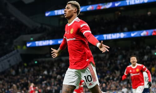 Marcus Rashford celebrates scoring for Man Utd against Tottenham in the Premier League