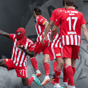 Premier League lonkt voor Bundesliga-ster die graag naar Ajax wilde